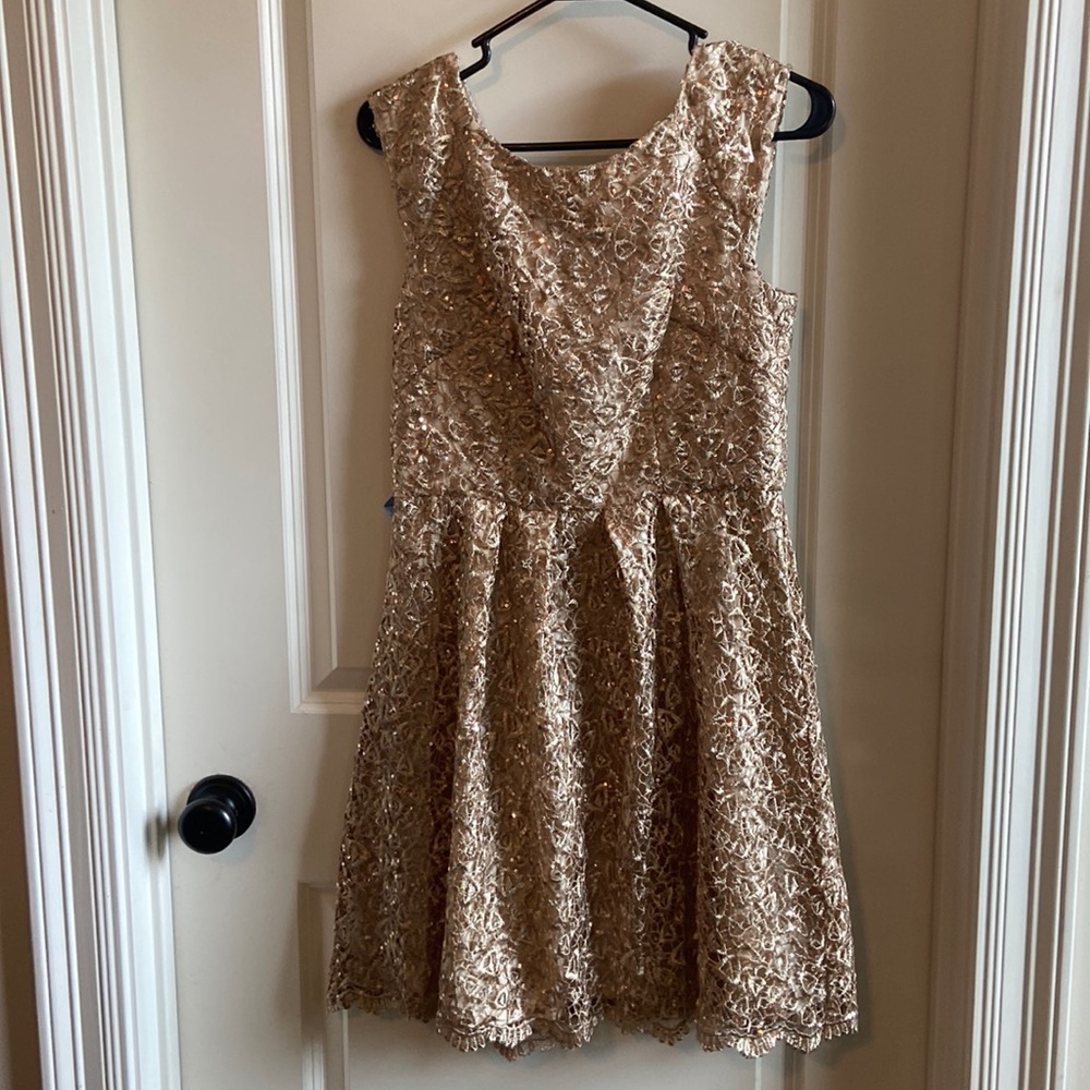 Decode size 4- bought from Modcloth *new years Eve
